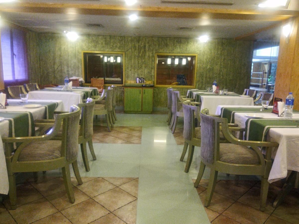 Lotus 8 Hotel Nedumbassery Εξωτερικό φωτογραφία