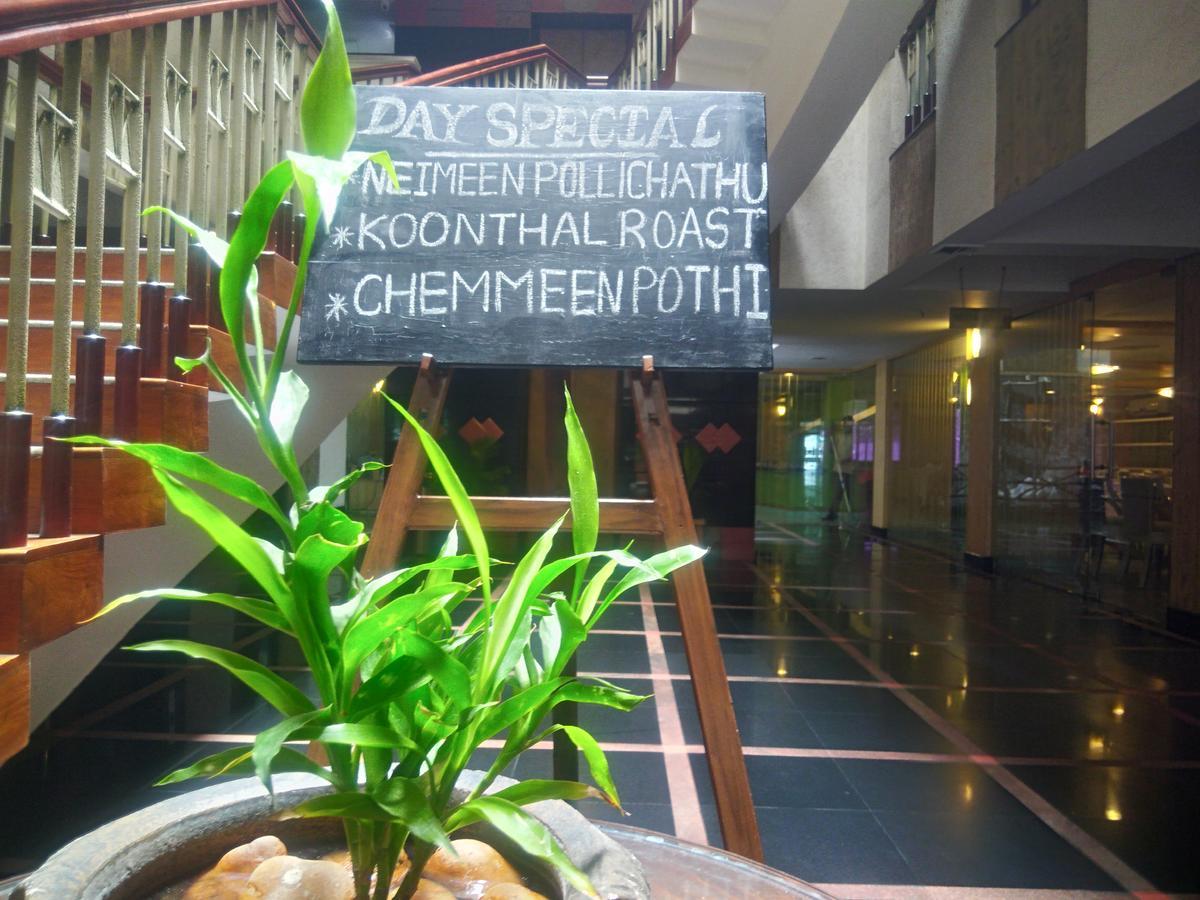 Lotus 8 Hotel Nedumbassery Εξωτερικό φωτογραφία
