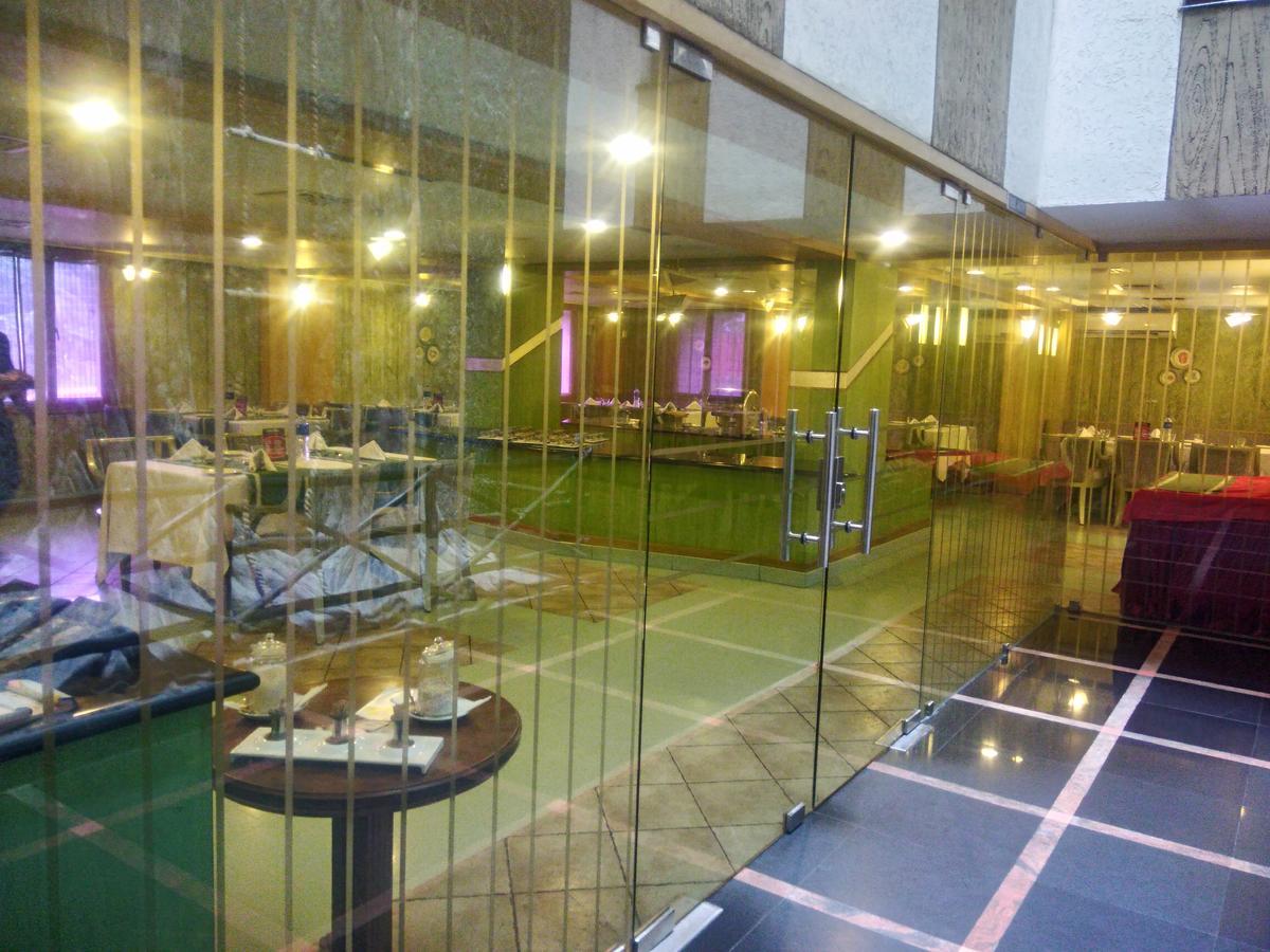 Lotus 8 Hotel Nedumbassery Εξωτερικό φωτογραφία
