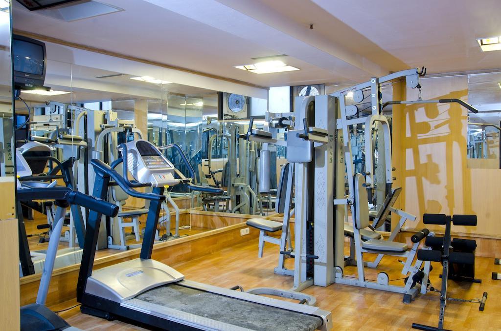 Lotus 8 Hotel Nedumbassery Εξωτερικό φωτογραφία